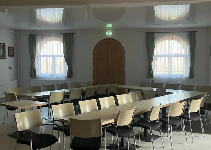 호텔 A Vinarstvi Sadek Kojetice